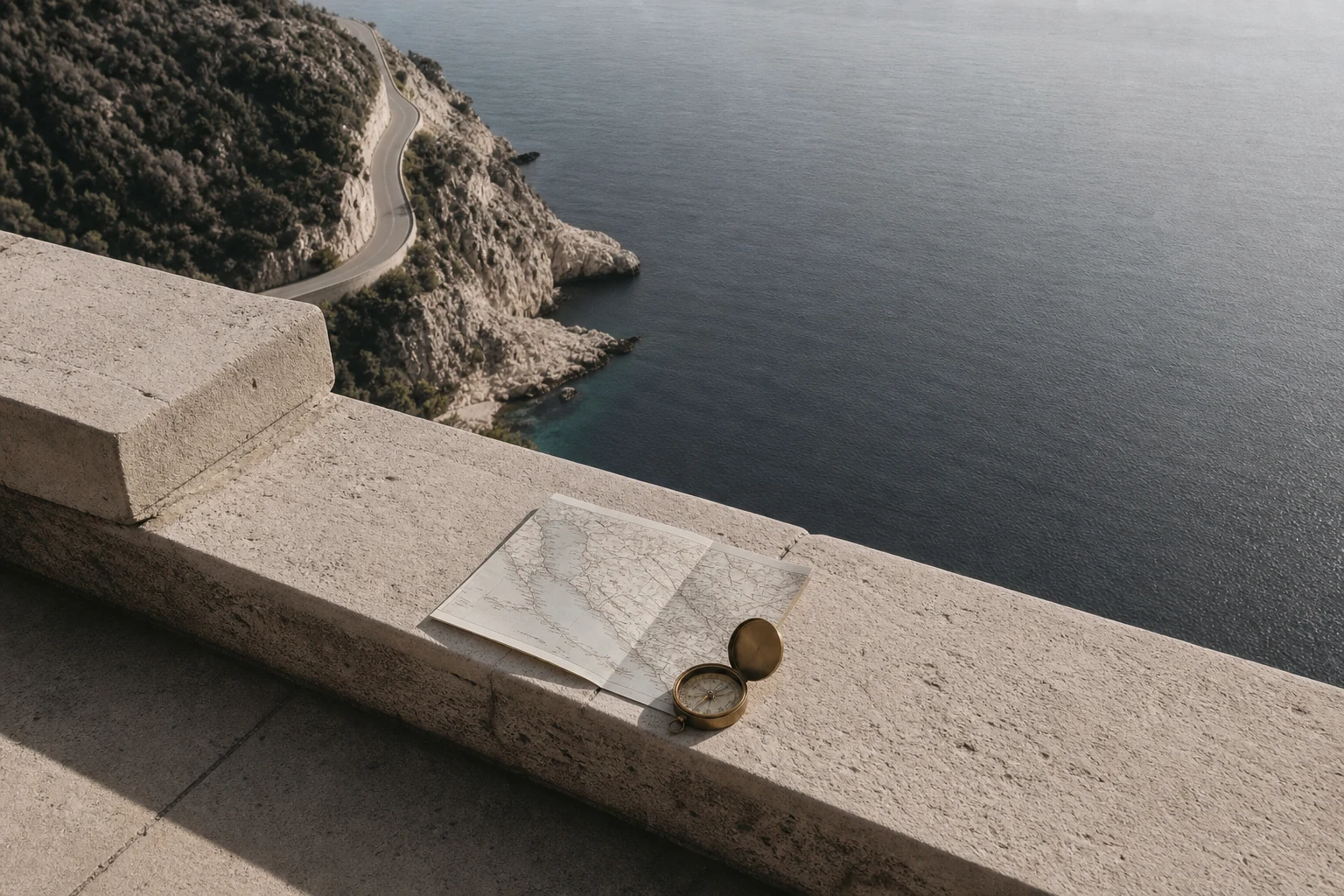 Terrazza mediterranea che rappresenta il servizio di Travel Concierge